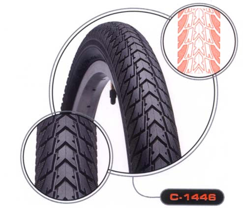 CST Arrow Tread Tire 26