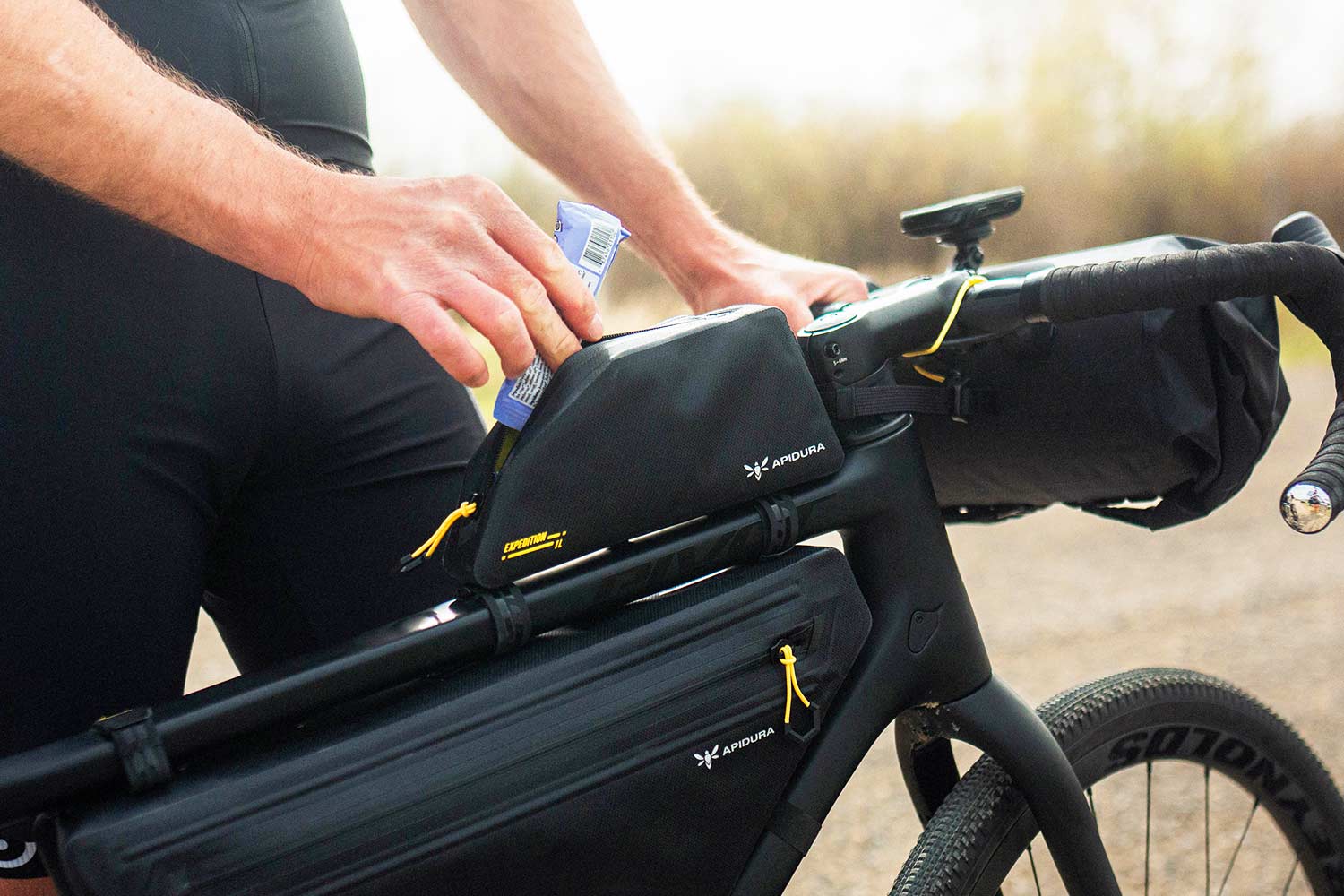 Apidura Expedition Bolt-On Top Tube Bag 1L