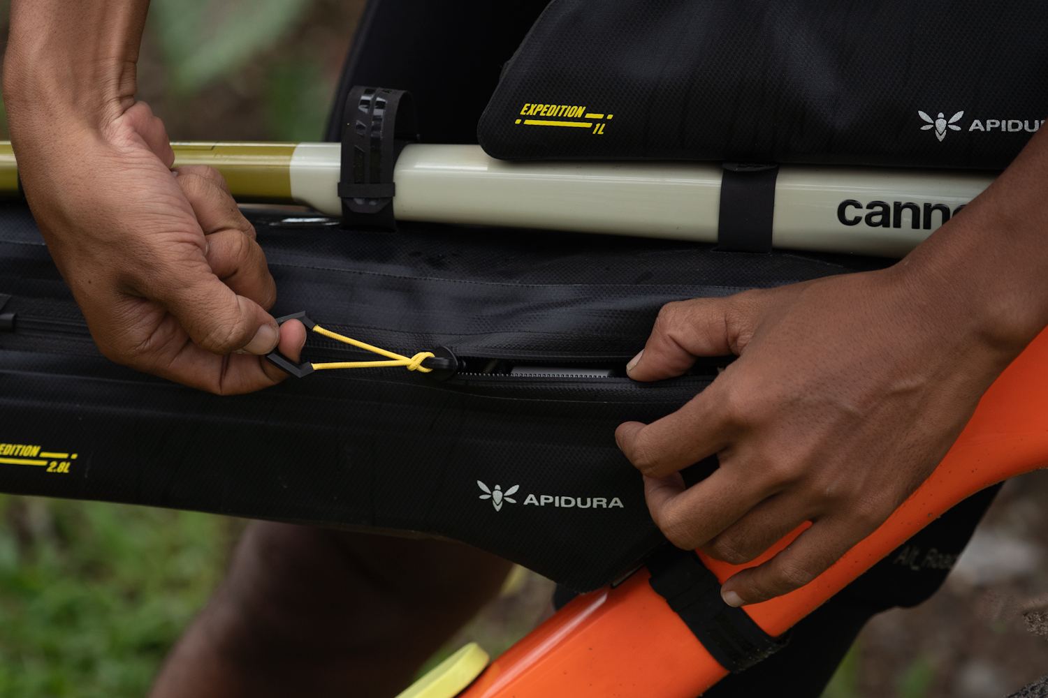 Apidura Expedition Frame Pack