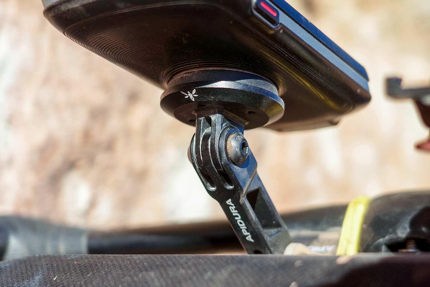 Apidura Expedition GPS Mount